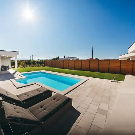 Olive Tree House Βίλα Μόσταρ