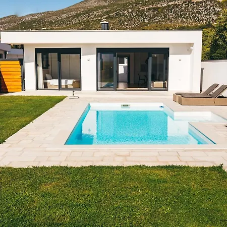 Vila Olive Tree House *